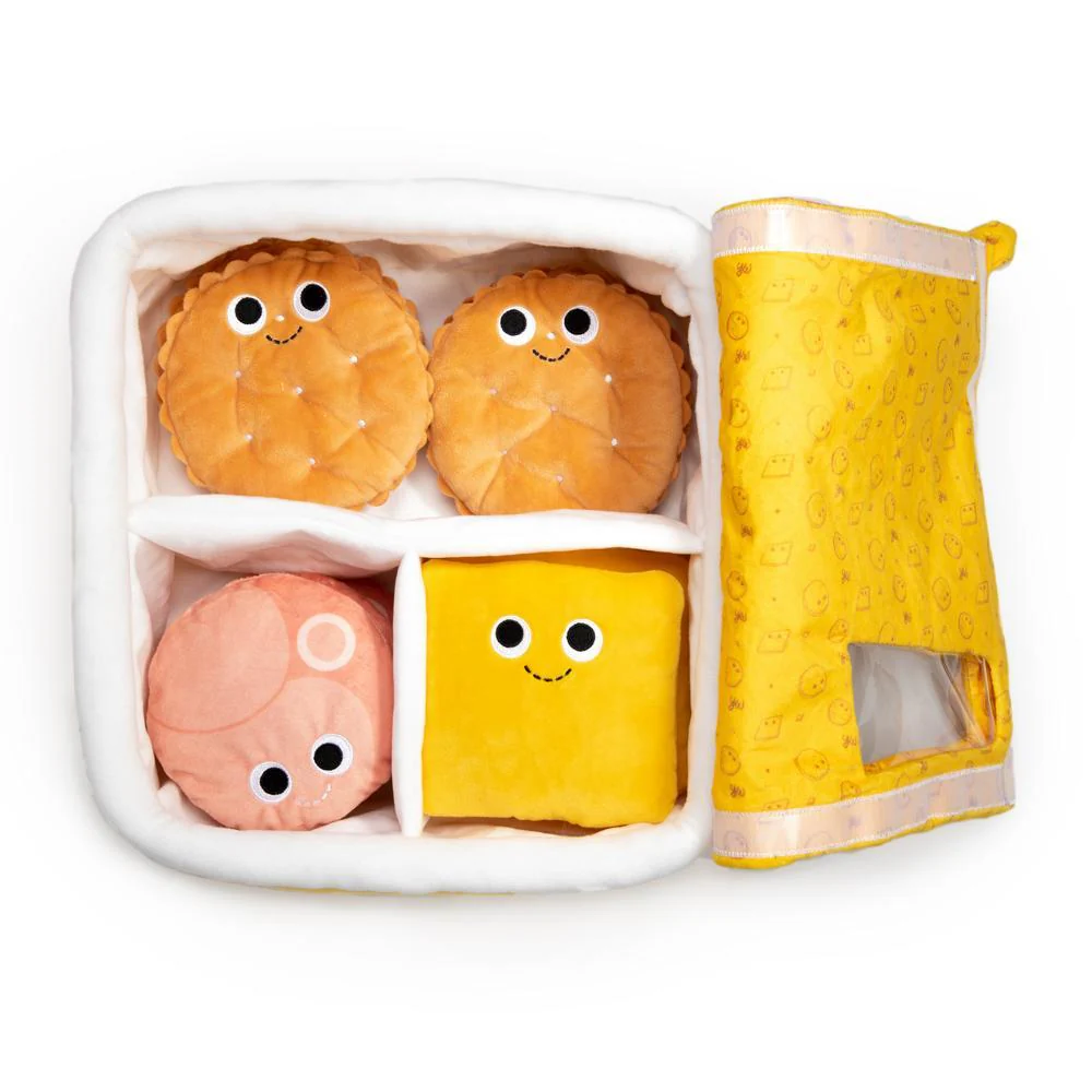 Yummy World Zoey and the YumYumables XL Interactive Plush - Image 9